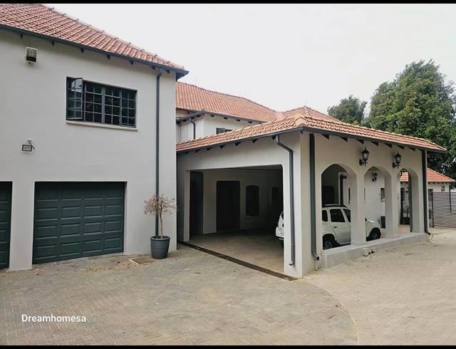 5 BEDROOM PROPERTY TO RENT IN HOUGHTON ESTATE